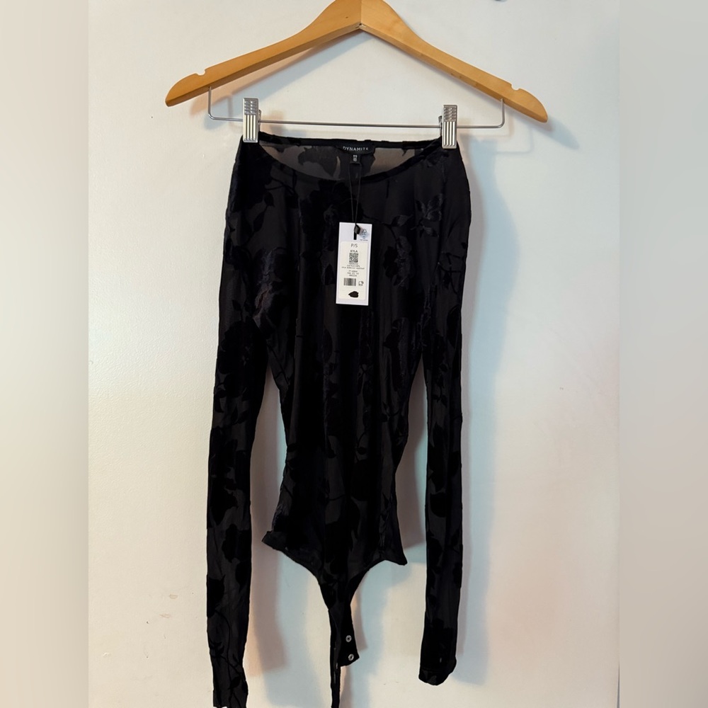 Dynamite Black Velvet Floral Bodysuit – Size Small (NWT)